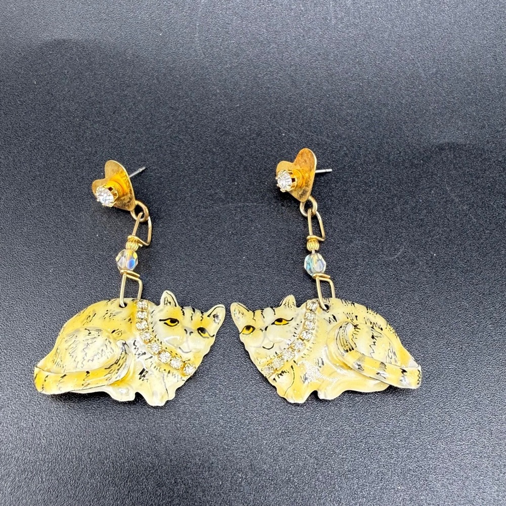 Vintage Lunch at the Ritz Pierced Cat Earrings Enamel Rhinestone Gold Tone